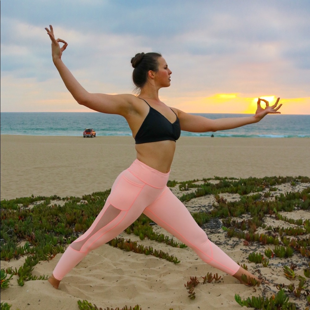 Victoria’s Sport Hot Peach Total Knockout Tight